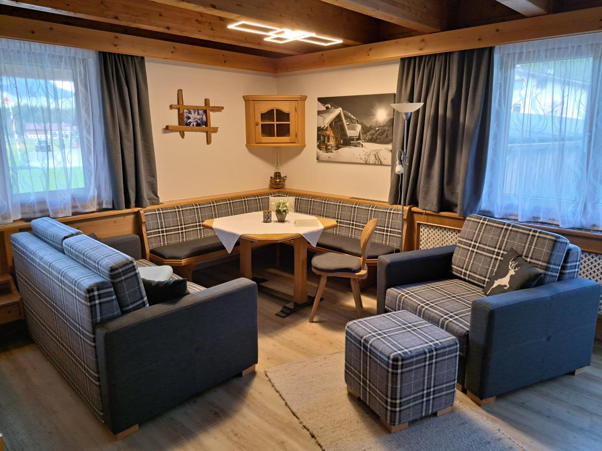 Apartmenthaus Bader Leutasch Exteriör bild